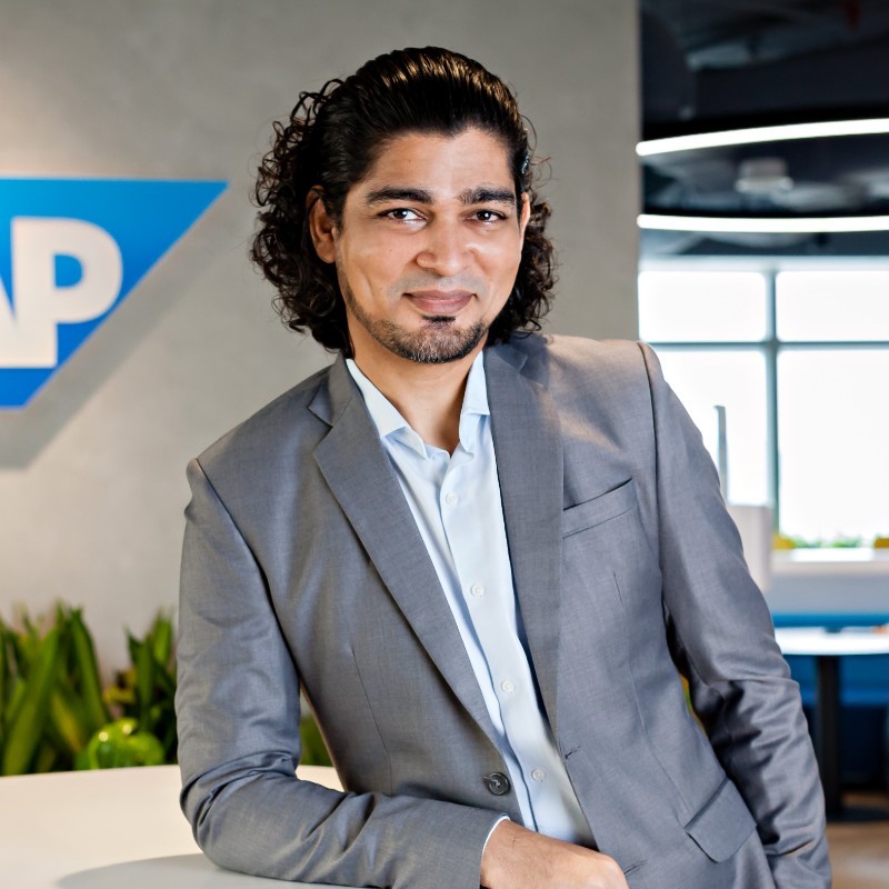 Interview with Lead-image